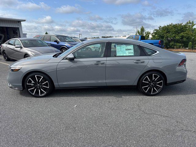new 2025 Honda Accord Hybrid car, priced at $40,905