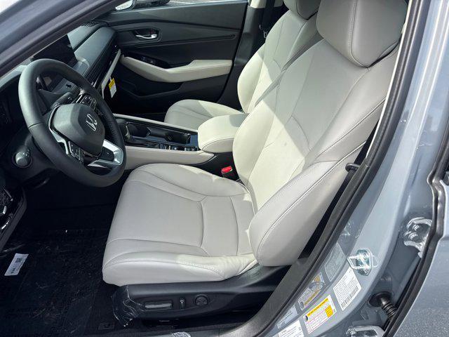 new 2025 Honda Accord Hybrid car, priced at $40,905