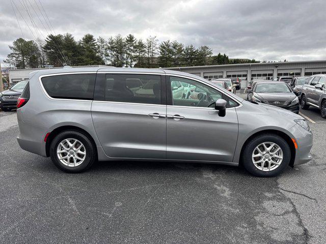 used 2017 Chrysler Pacifica car, priced at $12,988