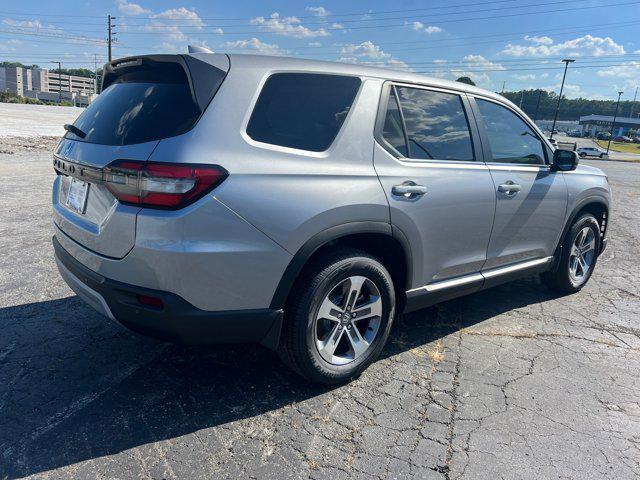 new 2025 Honda Pilot car, priced at $44,995