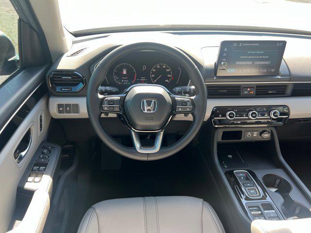 new 2025 Honda Pilot car, priced at $44,995