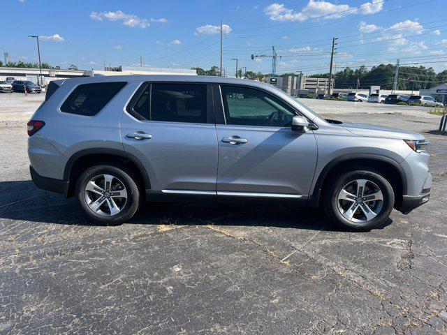 new 2025 Honda Pilot car, priced at $44,995