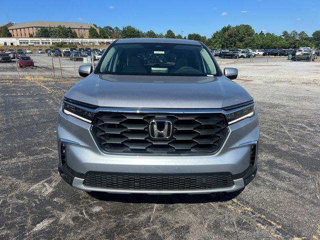 new 2025 Honda Pilot car, priced at $44,995