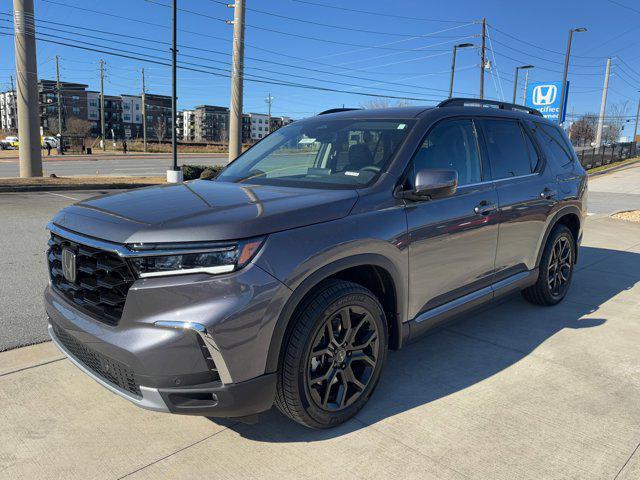 new 2025 Honda Pilot car, priced at $50,795