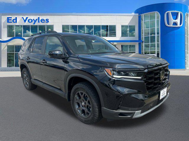 new 2025 Honda Pilot car, priced at $50,895