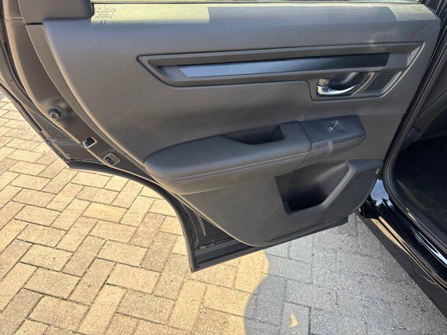 new 2026 Honda CR-V Hybrid car, priced at $40,175