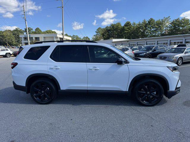 new 2025 Honda Pilot car, priced at $51,450