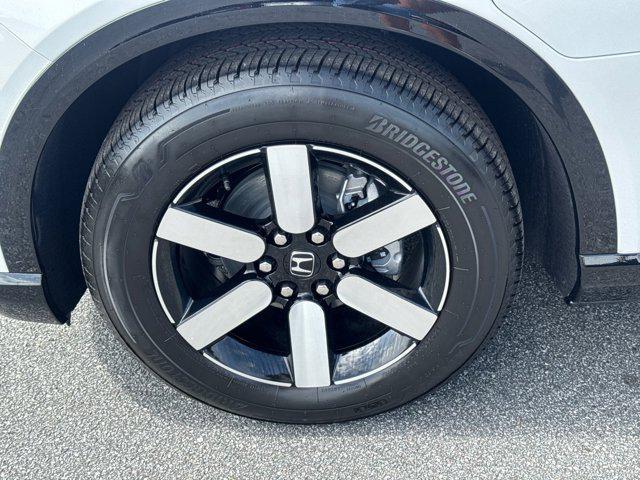 new 2025 Honda Prologue car, priced at $53,605