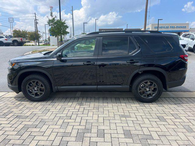 new 2025 Honda Pilot car, priced at $50,795