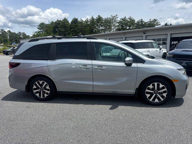 new 2025 Honda Odyssey car, priced at $43,670
