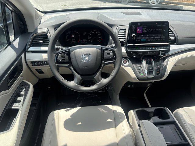 new 2025 Honda Odyssey car, priced at $43,670