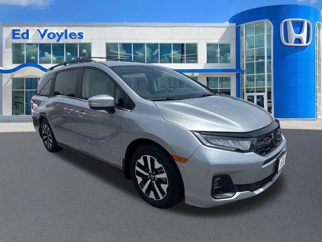 new 2025 Honda Odyssey car, priced at $43,670