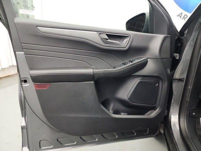 new 2025 Ford Escape car, priced at $33,134