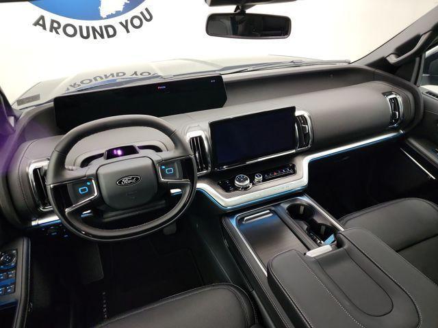 new 2025 Ford Expedition car, priced at $84,730
