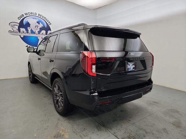 new 2025 Ford Expedition car, priced at $84,730