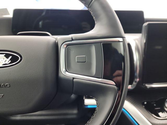 new 2025 Ford Expedition Max car, priced at $88,725