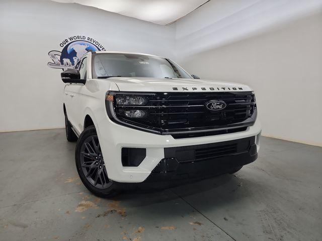 new 2025 Ford Expedition Max car, priced at $88,725