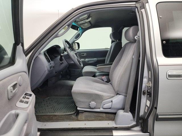 used 2002 Toyota Tundra car, priced at $8,990