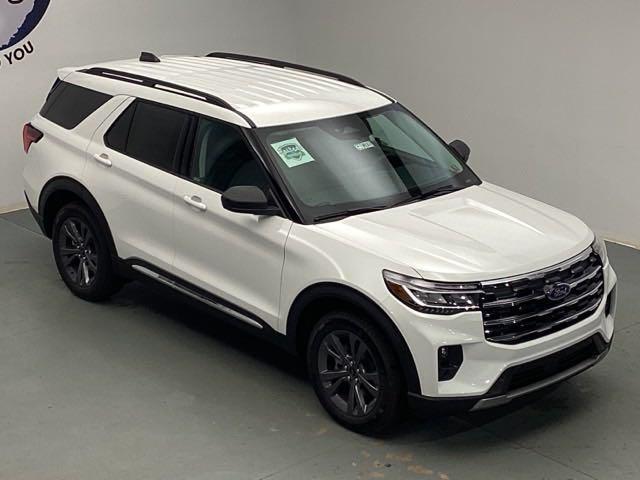 new 2025 Ford Explorer car, priced at $48,900