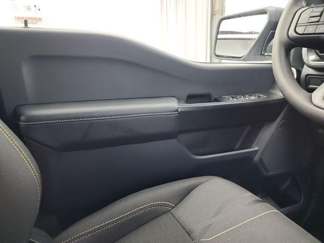 new 2025 Ford F-150 car, priced at $51,960