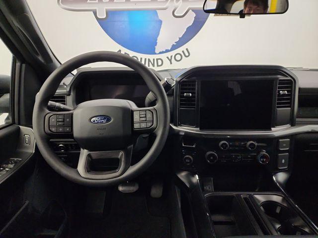 new 2025 Ford F-150 car, priced at $51,960