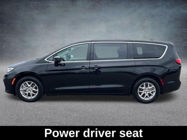 used 2024 Chrysler Pacifica car, priced at $29,749