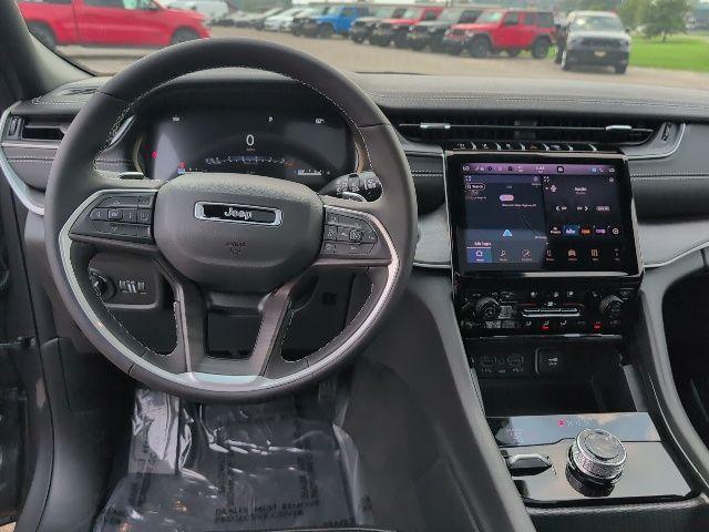 new 2025 Jeep Grand Cherokee car, priced at $46,488