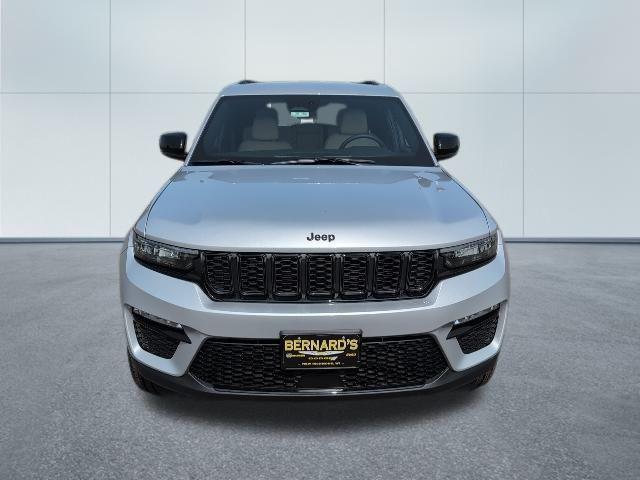 new 2025 Jeep Grand Cherokee car, priced at $45,688