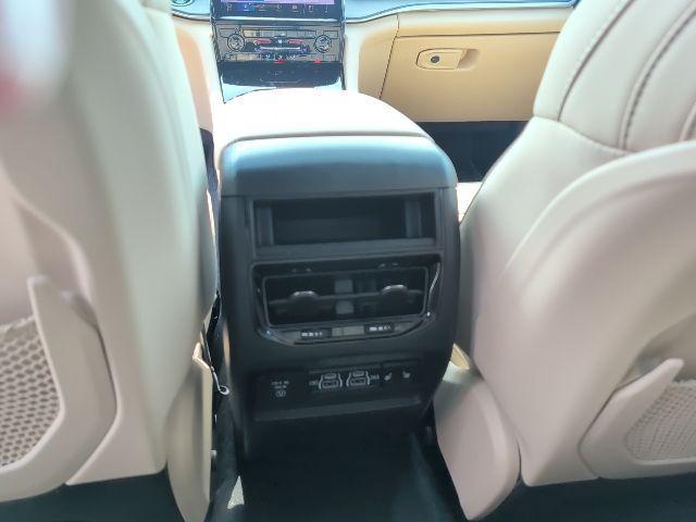 new 2025 Jeep Grand Cherokee car, priced at $45,688