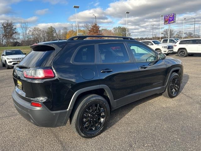 used 2023 Jeep Cherokee car, priced at $24,999