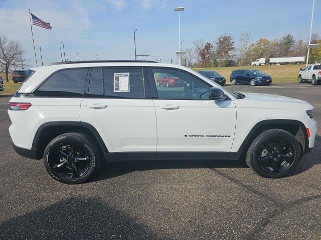 used 2023 Jeep Grand Cherokee car, priced at $33,999