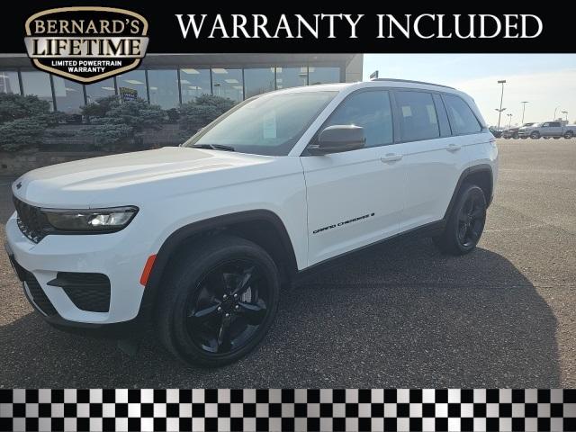 used 2023 Jeep Grand Cherokee car, priced at $31,999