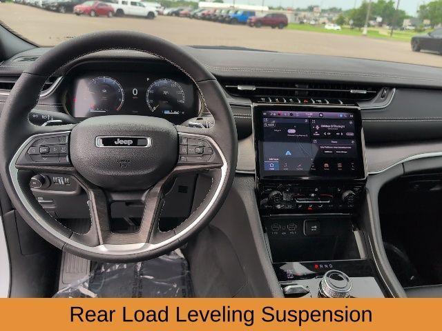 new 2025 Jeep Grand Cherokee L car, priced at $49,488