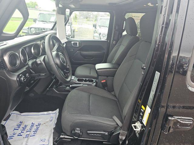 used 2023 Jeep Gladiator car, priced at $33,999