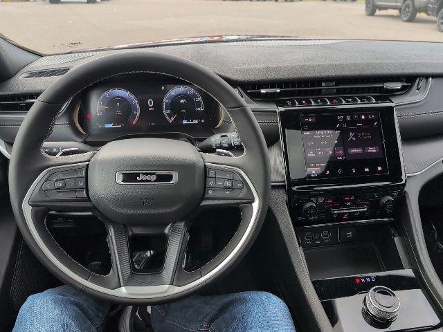 new 2025 Jeep Grand Cherokee L car, priced at $45,688