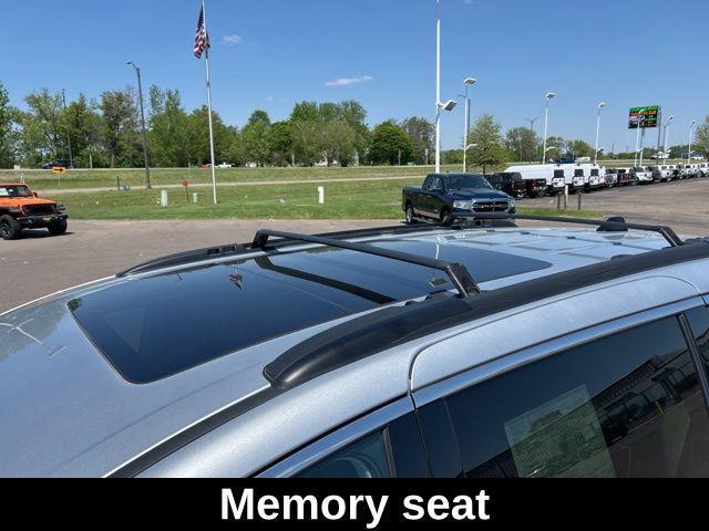 used 2023 Chrysler Pacifica car, priced at $29,999
