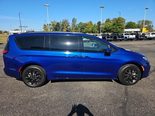 used 2021 Chrysler Pacifica car, priced at $38,999