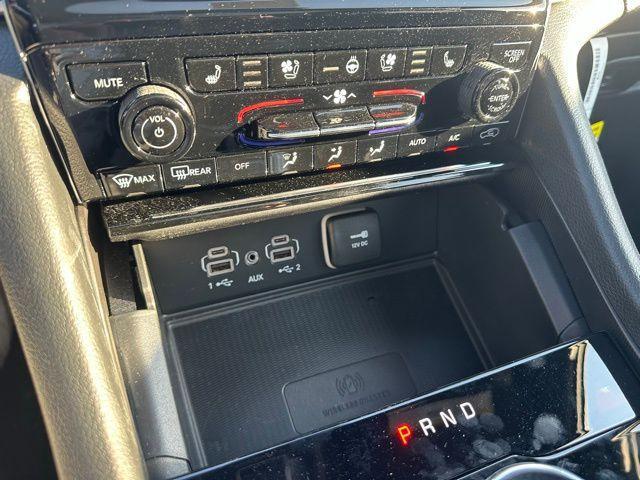 new 2025 Jeep Grand Cherokee car, priced at $48,888
