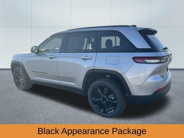 new 2025 Jeep Grand Cherokee car, priced at $48,888
