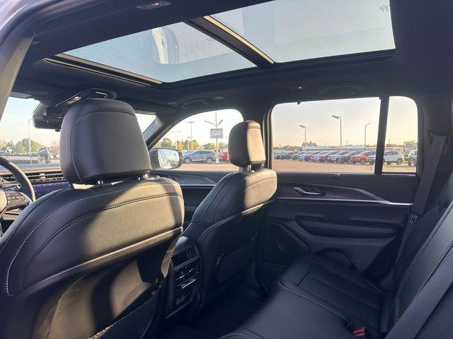 new 2025 Jeep Grand Cherokee car, priced at $48,888
