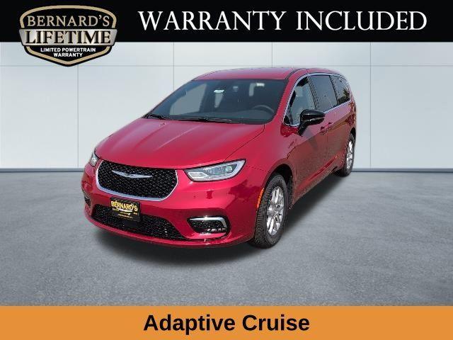 new 2026 Chrysler Pacifica car, priced at $41,688