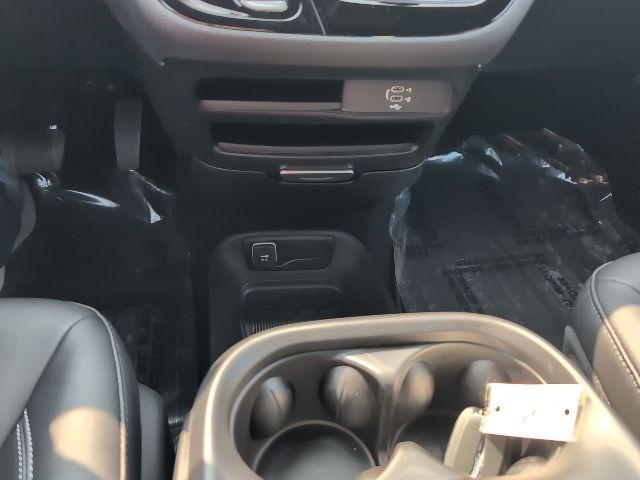 new 2026 Chrysler Pacifica car, priced at $39,988