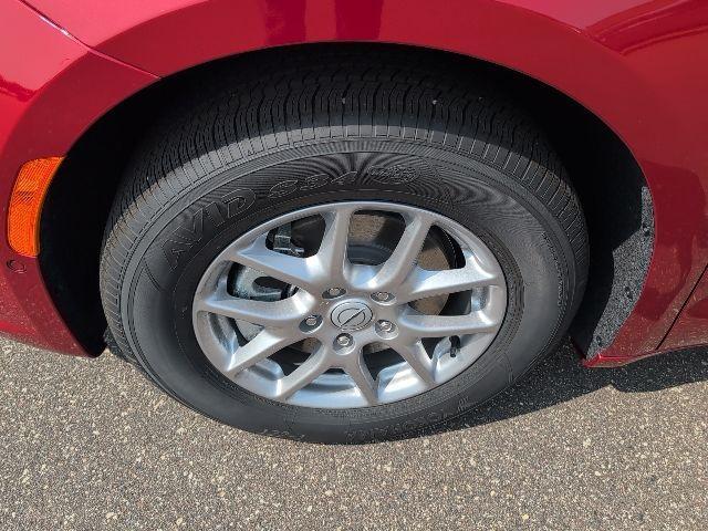 new 2026 Chrysler Pacifica car, priced at $39,988