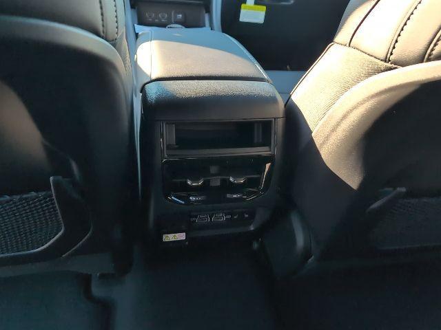 new 2025 Jeep Grand Cherokee car, priced at $45,888