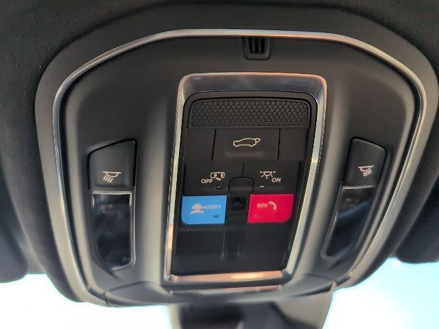 new 2025 Jeep Grand Cherokee car, priced at $45,888