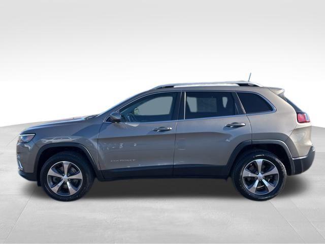 used 2019 Jeep Cherokee car, priced at $21,499