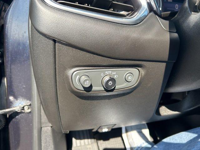 used 2020 Chevrolet Equinox car, priced at $16,999