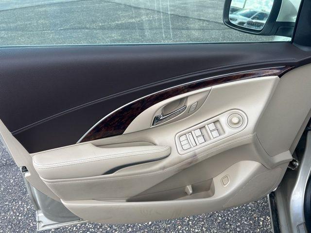 used 2014 Buick LaCrosse car, priced at $10,999