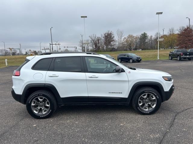 used 2019 Jeep Cherokee car, priced at $19,999