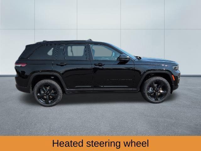 new 2025 Jeep Grand Cherokee car, priced at $50,688